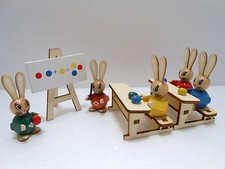 kleine Osterhasen Schule aus