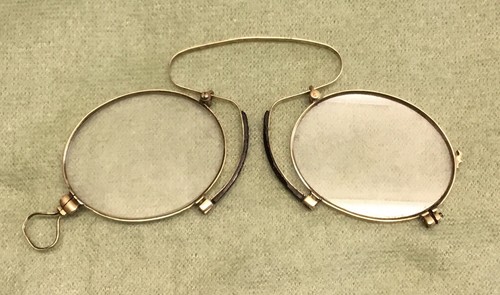 Brille kneifer zwicker uralt - zwicker,