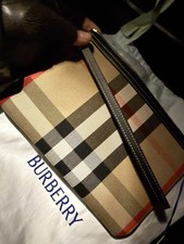 Burberry Clutsch Bag
