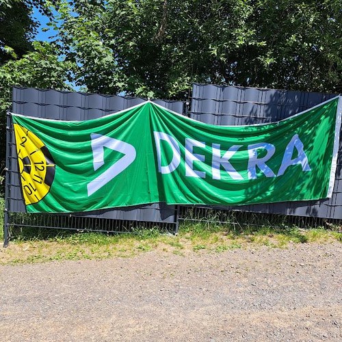 Fahne flagge dekra mit - flagge,