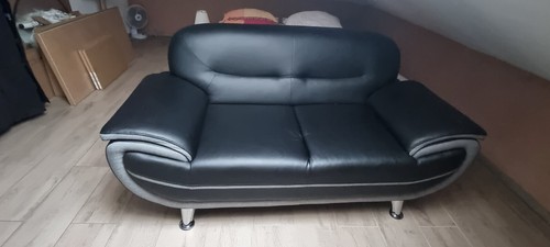 Schwarze couch kaum benutzt - couch,