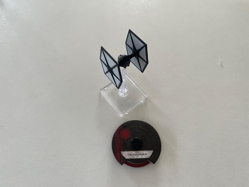 Wing miniaturenspiel first - x-wing,