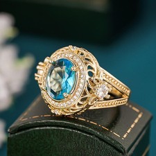 Ring Gold mit blauem Zirkonia