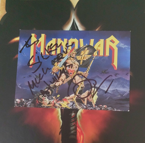 Manowar signiertes