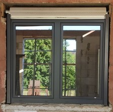Fenster PaXabsolut, 1,590x1,351m, innen weiß, außen RAL 7015