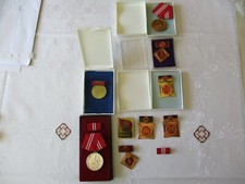  8x Alte DDR Orden Abzeichen