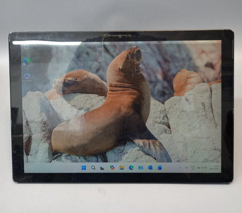 Display beschädigt surface - beschädigt,
