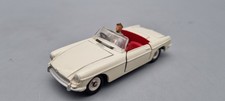 Modellautos 1:43 Dinky Toys 113 MG B mit Figur