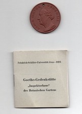 DDR UNIVERSITÄT JENA  Porzellan-Medaille. GOETHE-Gedenkstätte  mit Begleitheft