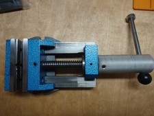 Maschinenschraubstock 100mm, schwere Ausführung, Spindel mit Trapezgewinde