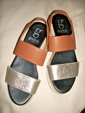 Sandalen von Gadea Gr.40 Leder neuwertig  ***