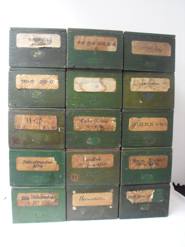 Von alte holzkiste mit - 15,