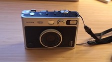 Fujifilm Instax Mini EVO - hybride Sofortbildkamera