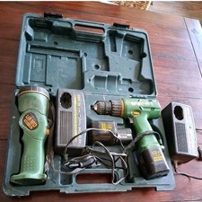 Hitachi FDS 12DVA Akkuschrauber, Lampe, Defekt