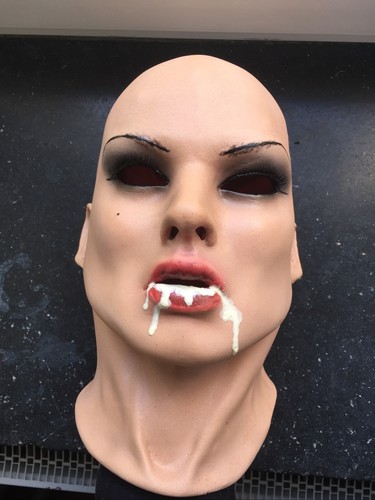 Latexmaske emilia milk - latexmaske,