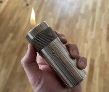 Großes S.T. Dupont Tischfeuerzeug Zylinder Vintage NEU Abgedichtet! Vintage