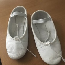 Roch Valley Ballettschläppchen, Ballettschuhe. Größe 33