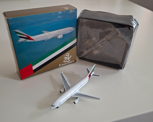 Herpa wings 500 - herpa,