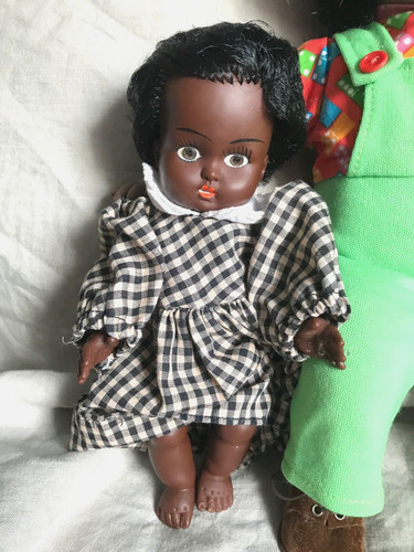 Puppe dunkelhäutig vintage