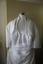 Hochwertiges Hochzeitskleid, Gr. 56, mit Bolerojäckchen