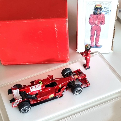 Ferrari f2004 diorama figure - ferrari,