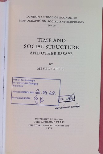 Time and social structure - and,