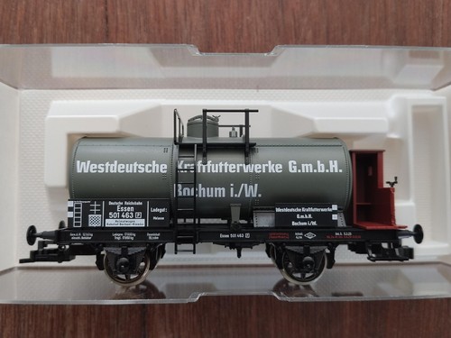 FLEISCHMANN