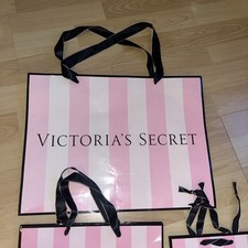 Victoria's Secret Taschen leer