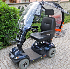 Seniorenmobil Invacare mit Regenhaube, NEUE Batterien, Elektromobil bis 6km/h
