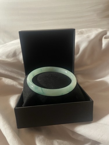 Natürlicher grüner jade - grüner,