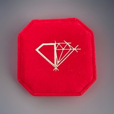 1.04 GRS DIAMOND EMERAUDE E