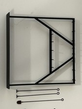 Spur 1: Besig Schürhakengestell mit Zubehör aus Metall