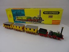 Trix 1532 ADLER mit 3 Wagen, guter Zustand mit OVP