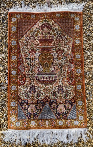 Antiker seidenteppich carpet - antiker,