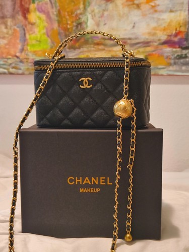 Chanel vip gwp black quilted - gwp,