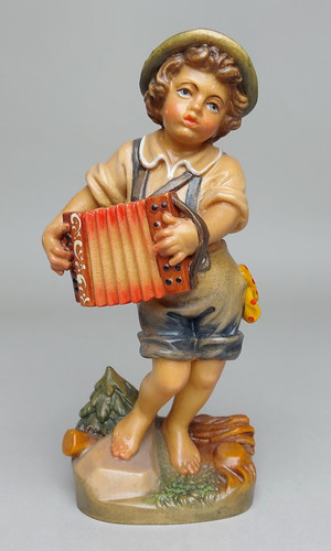 Figur junge mit zieharmonika - mit,