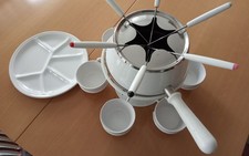 Fondue Set mit 6 Teller weiß