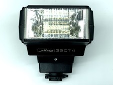 Metz 32 CT 4 Blitzgerät SCA