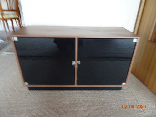 Schrank mit - , 2