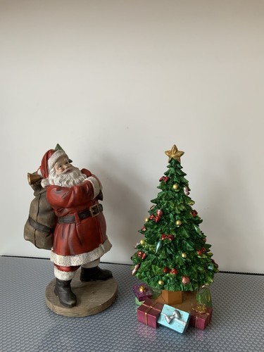 Weihnachtsmann und tannenbaum - weihnachtsmann,