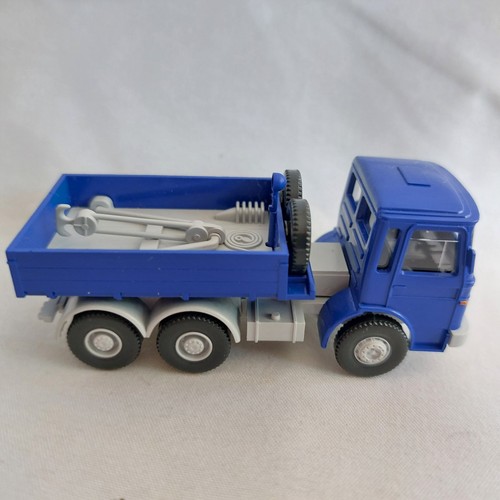 Mes 490 wiking - 1:87, man