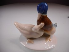 Alte Porzellan Enten figur  Metzler & Ortloff siehe bitte fotos