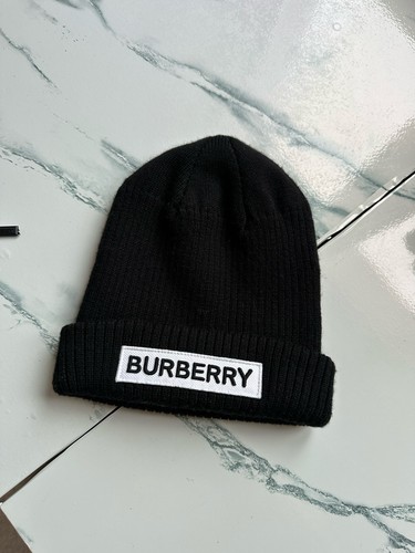 Burberry beanie hat - beanie,