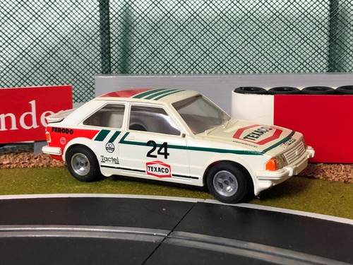 Scalextric classic ford - scalextric,