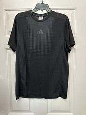 Size M Adidas Air Chill