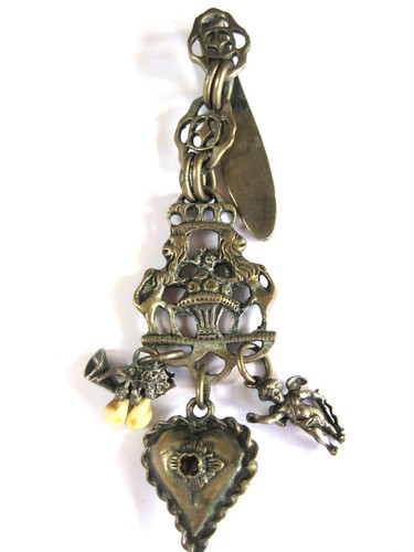 Antiker rockstecker charivari - antiker,