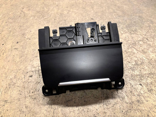 Aschenbecher vorne audi b8 - audi,