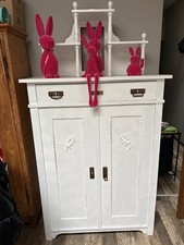 Antikes Vertiko aus der