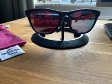 Oakley Frogskins Ruby Iridium