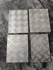 Massive Metall-Stützplatten für Wohnwagen